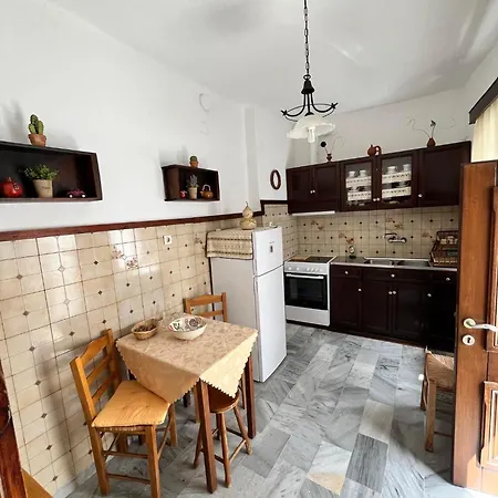 Partarolos Traditional House Holiday home