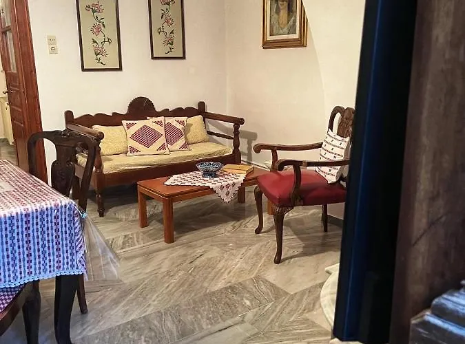 Partarolos Traditional House Tatil Evi Apérathos