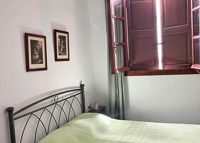 Partarolos Traditional House *