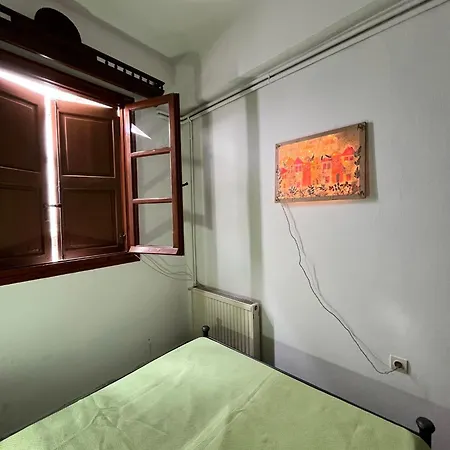 Partarolos Traditional House 度假居