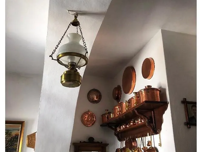 펜션 Partarolos Traditional House